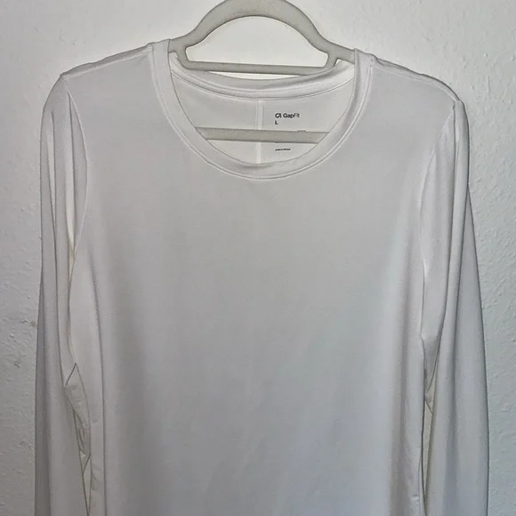 EUC Gap Fit L/S Tee - Picture 3 of 7